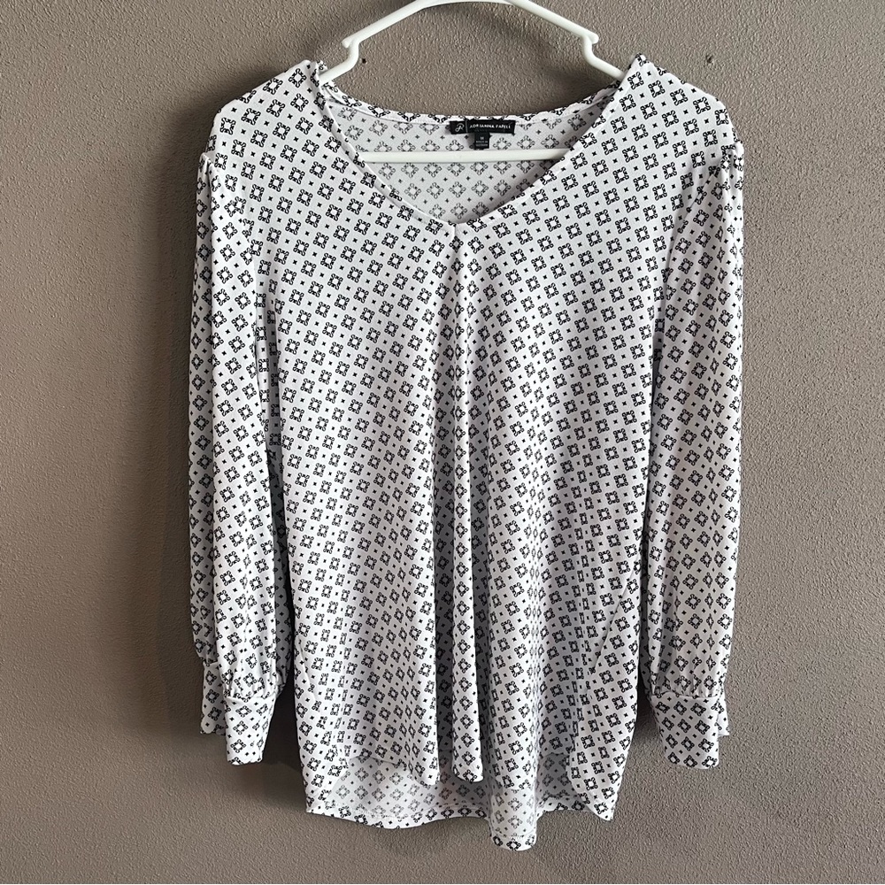 ADRIANNA PAPELL blouse